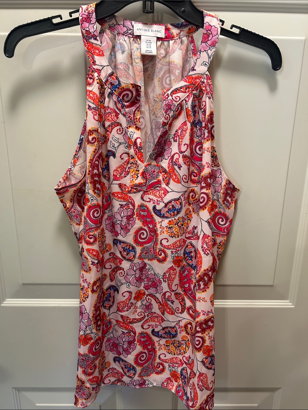 Anthes Blanc Pink Paisley Sleeveless Tank Top